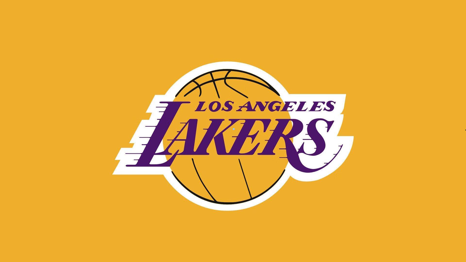 库里抨击裁判延迟哨声，进球后赛事应持续进行，罕见判罚引篮球界深思